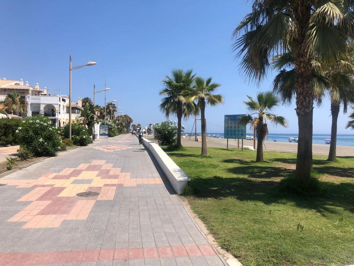 Andaluz Apartments - Laguna Beach Торрокс-Коста Экстерьер фото